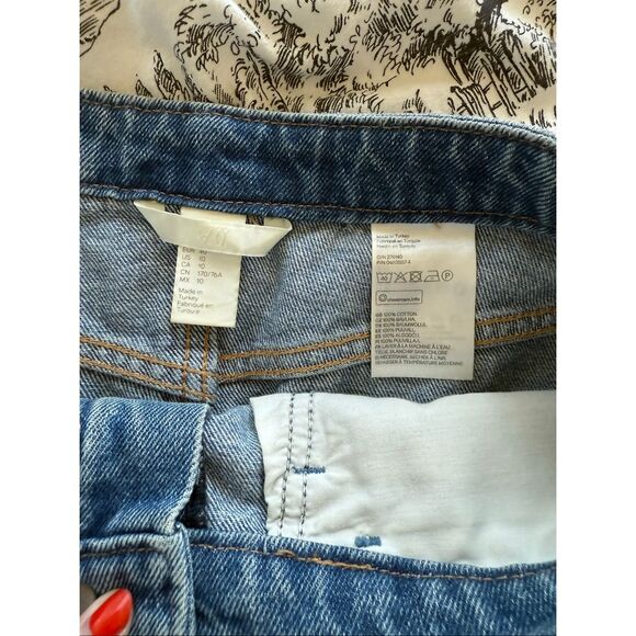 EUC H&M Denim Skirt, size: M - Picture 6 of 6